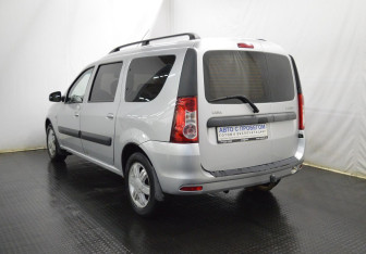 Подержанный автомобиль LADA (ВАЗ) Largus Wagon 2014 года (7 фото)