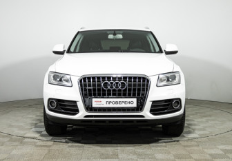 Подержанный автомобиль Audi Q5 2012 года (2 фото)