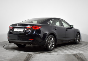 Подержанный автомобиль Mazda 6 Sedan 2017 года (5 фото)
