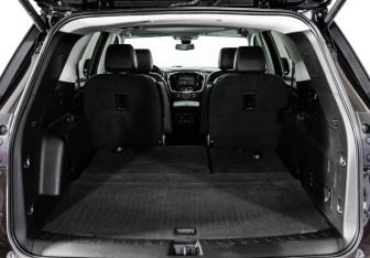 Подержанный автомобиль Chevrolet Traverse 2018 года (32 фото)