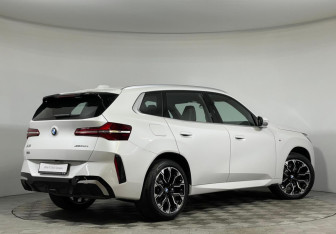 Новый BMW X3 2026 (4 фото)