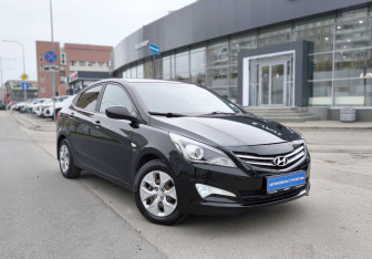 Подержанный автомобиль Hyundai Solaris Sedan 2016 года (3 фото)