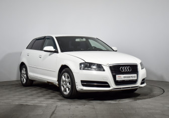 Подержанный автомобиль Audi A3 Hatchback 2011 года (3 фото)