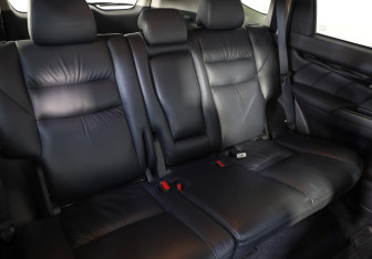 Подержанный автомобиль Mitsubishi Pajero Sport 2018 года (25 фото)