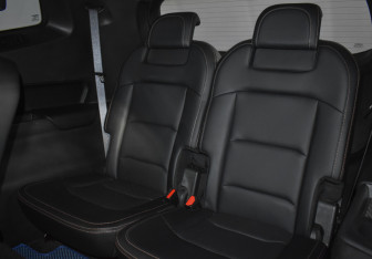 Подержанный автомобиль Geely Okavango 2023 года (13 фото)