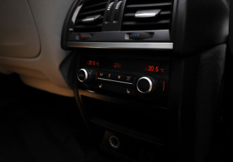 Подержанный автомобиль BMW X5 M 2017 года (21 фото)