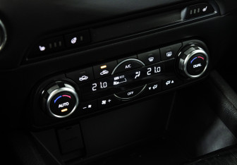 Подержанный автомобиль Mazda CX-5 2018 года (17 фото)