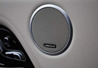 Подержанный автомобиль Land Rover Range Rover 2020 года (19 фото)