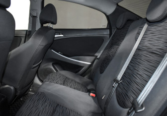 Подержанный автомобиль Hyundai Solaris Sedan 2014 года (12 фото)