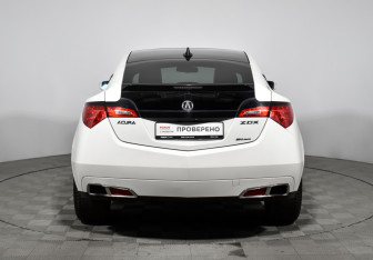 Подержанный автомобиль Acura ZDX 2012 года (6 фото)