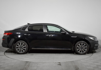 Подержанный автомобиль Kia Optima Sedan 2019 года (4 фото)