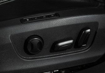 Подержанный автомобиль Skoda Superb Liftback 2017 года (17 фото)