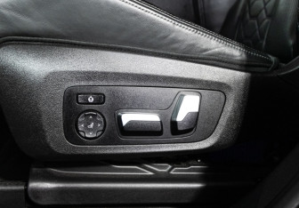 Подержанный автомобиль BMW X4 M 2019 года (15 фото)