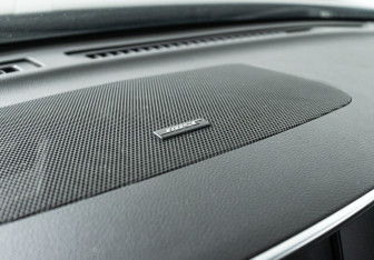 Подержанный автомобиль Infiniti Q70 2016 года (23 фото)