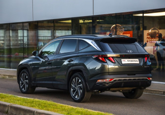 Подержанный автомобиль Hyundai Tucson 2022 года (8 фото)