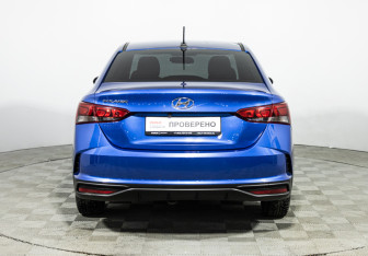 Подержанный автомобиль Hyundai Solaris Sedan 2021 года (6 фото)