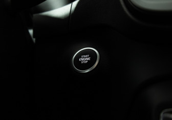 Подержанный автомобиль Volvo XC40 2020 года (22 фото)