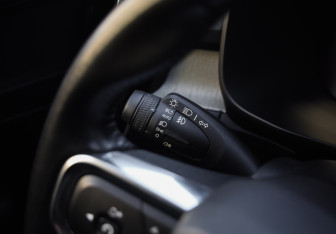 Подержанный автомобиль Volvo XC40 2019 года (21 фото)