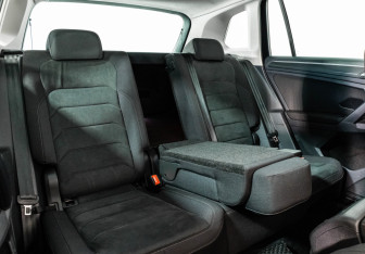 Подержанный автомобиль Volkswagen Tiguan 2019 года (27 фото)