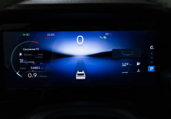 Подержанный автомобиль Geely Monjaro 2023 года (12 фото)