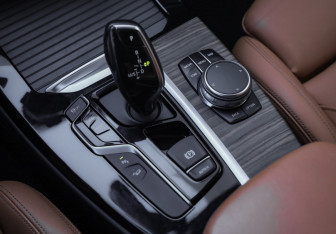 Подержанный автомобиль BMW X3 2018 года (24 фото)