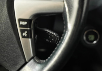 Подержанный автомобиль Toyota Highlander 2012 года (12 фото)