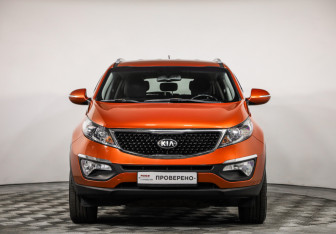 Подержанный автомобиль Kia Sportage 2014 года (2 фото)
