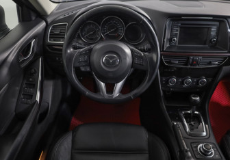 Подержанный автомобиль Mazda 6 Sedan 2014 года (10 фото)