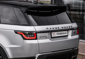 Подержанный автомобиль Land Rover Range Rover Sport 2021 года (11 фото)