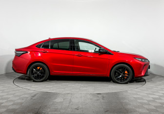 Подержанный автомобиль Omoda S5 GT 2023 года (4 фото)