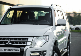 Подержанный автомобиль Mitsubishi Pajero 2019 года (2 фото)