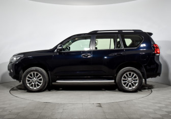 Подержанный автомобиль Toyota Land Cruiser Prado 2018 года (8 фото)