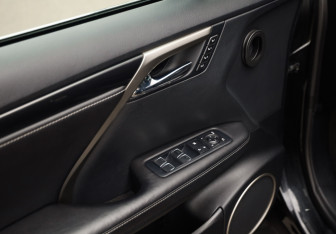 Подержанный автомобиль Lexus RX 2016 года (26 фото)