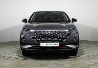 Подержанный автомобиль Omoda C5 2023 года (2 фото)
