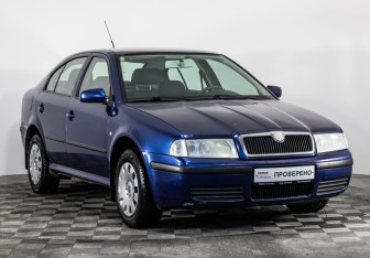 Подержанный автомобиль Skoda Octavia Liftback 2008 года (3 фото)