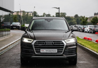 Подержанный автомобиль Audi Q5 2018 года (4 фото)