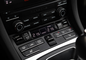 Подержанный автомобиль Porsche 911 Coupe 2016 года (28 фото)