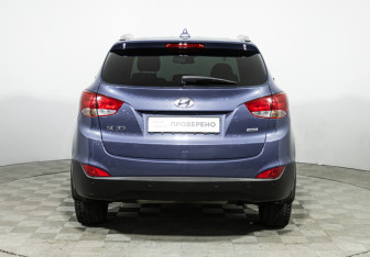 Подержанный автомобиль Hyundai ix35 2014 года (6 фото)