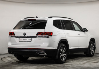 Подержанный автомобиль Volkswagen Teramont 2021 года (5 фото)