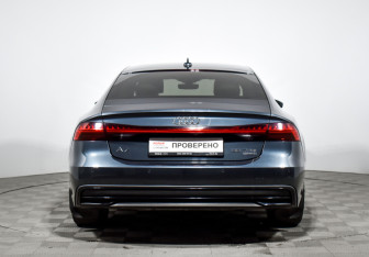 Подержанный автомобиль Audi A7 2018 года (6 фото)