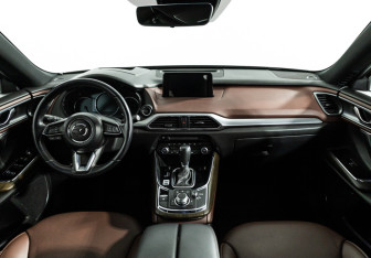 Подержанный автомобиль Mazda CX-9 2019 года (13 фото)