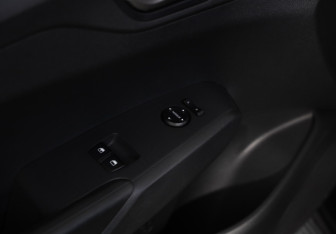 Подержанный автомобиль Hyundai Solaris Sedan 2017 года (17 фото)