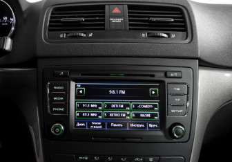 Подержанный автомобиль Skoda Yeti 2014 года (15 фото)