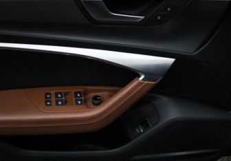 Подержанный автомобиль Audi A6 Sedan 2021 года (28 фото)