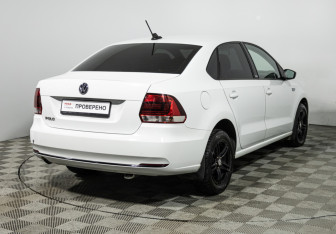 Подержанный автомобиль Volkswagen Polo Sedan 2017 года (5 фото)