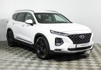 Подержанный автомобиль Hyundai Santa Fe 2018 года (3 фото)