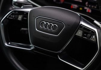 Подержанный автомобиль Audi A6 allroad 2019 года (11 фото)