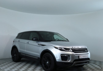 Подержанный автомобиль Land Rover Range Rover Evoque 2017 года (3 фото)