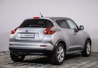 Подержанный автомобиль Nissan Juke 2012 года (5 фото)