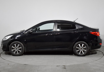 Подержанный автомобиль Hyundai Solaris Sedan 2014 года (8 фото)